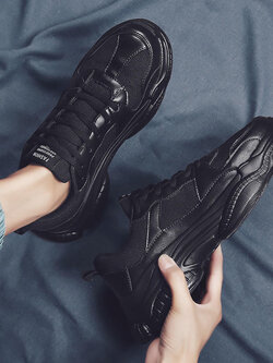 รองเท้าผ้าใบผู้ชาย