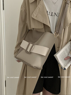 กระเป๋าสะพายข้างผู้หญิง กระเป๋าสะพายสไตล์เกาหลี By KAKA original