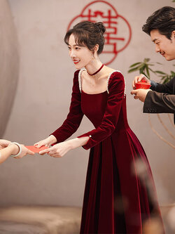 ชุดราตรี ชุดราตรีสวยหรู แบบ ทันสมัย Evening dress