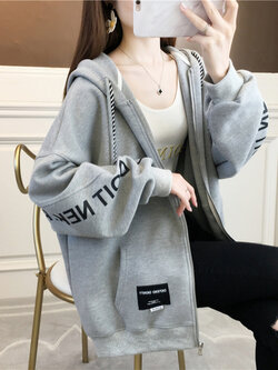 เสื้อยืดแขนยาว เสื้อแขนยาววัยรุ่นกันหนาว