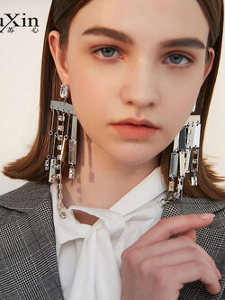 ต่างหู ตุ้มหูแฟชั่น By SuXin