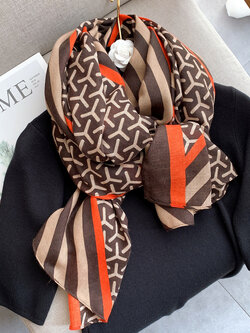 ผ้าพันคอ ผ้าคลุมไหล่