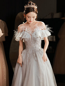 ชุดราตรี ชุดราตรีสวยหรู แบบ ทันสมัย Evening dress