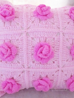 หมอนอิงลายกุหลาบสีชมพูถักโครเชต์ pink Pillow crochet 12*12 inch