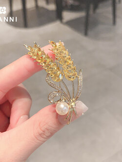 เข็มกลัด เข็มกลัดสวยๆ เข็มกลัดติดเสื้อ Brooch