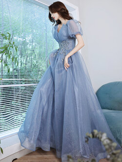 ชุดราตรี ชุดราตรีสวยหรู แบบ ทันสมัย Evening dress