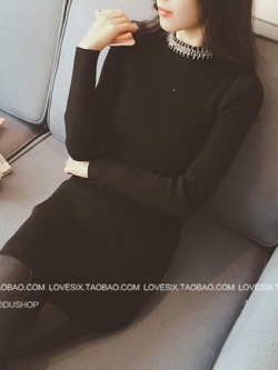 เสื้อไหมพรม ตัวยาว ผ้าร่อง แต่งลูกปัดที่ช่วงคอเก๋ๆ พร้อมส่ง ดำ