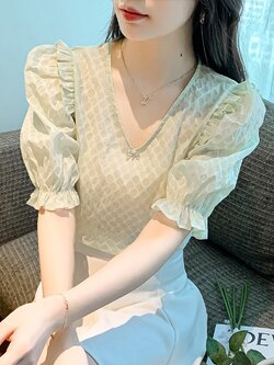 เสื้อเชิ้ตแขนยาววัยรุ่น ลายสวยๆ แบรนด์ YIL AN