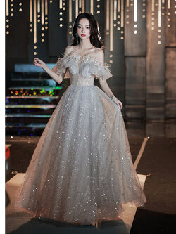 ชุดราตรี ชุดราตรีสวยหรู แบบ ทันสมัย Evening dress