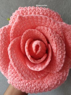 Bancrochet กุหลาบดอกใหญ่ถักโครเชต์ crochet big rose หลากสี 20 cm
