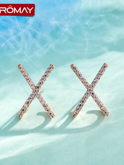 ต่างหู ตุ้มหูแฟชั่น By CAROMAY