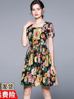 ชุดเดรสเรียบหรูดูแพง เดรสแบรนด์ DG Boutique