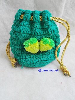 Bancrochet กระเป่าหูรูดถักโครเชต์ crochet bucket bags เขียว 5.5x4 นิ้ว