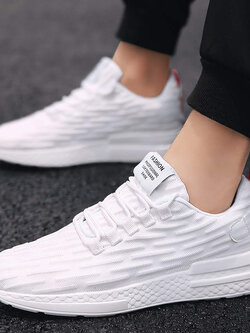 รองเท้าผ้าใบผู้ชาย