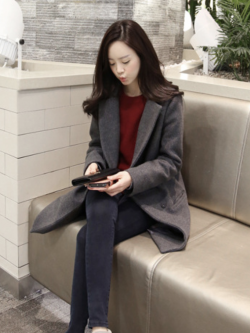 เสื้อโค้ทกันหนาว สีเทา ทรงสวย แบบผู้ดีมาก จะใส่คลุม หรือใส่เป็นเสื้อโค้ทปกติก็เก๋ค่า พร้อมส่งจ้า GRAY