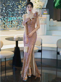 ชุดราตรี ชุดราตรีสวยหรู แบบ ทันสมัย Evening dress