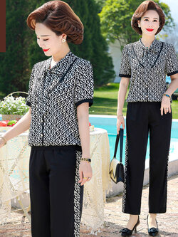 เสื้อผ้าคุณแม่วัย 60 เสื้อคนแก่ผู้หญิงวัย60