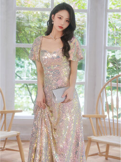 ชุดราตรี ชุดราตรีสวยหรู แบบ ทันสมัย Evening dress