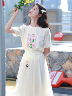 เสื้อผ้าวัยรุ่นเกาหลี เสื้อยืดวัยรุ่นผู้หญิง มีขนาด S M L XL