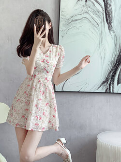 แบบชุดเดรสสวยๆ ชุดเดรสน่ารักๆสไตล์เกาหลี