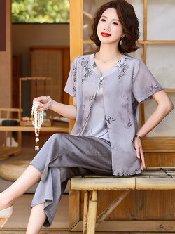 เสื้อผ้าคุณแม่วัย 60 เสื้อคนแก่ผู้หญิงวัย60