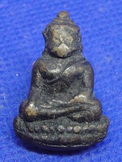 หลวงพ่อเพชร วัดท่าหลวง