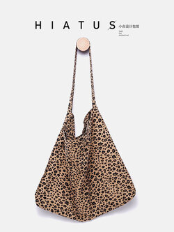 กระเป๋าสะพายข้างผู้หญิง กระเป๋าแบรนด์ HIATUS