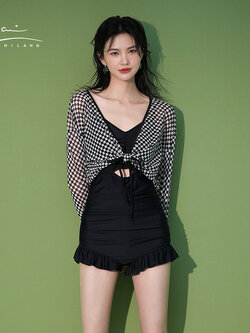 ชุดว่ายน้ำผู้หญิง ชุดว่ายน้ำน่ารัก Bikini ชุดไปทะเล