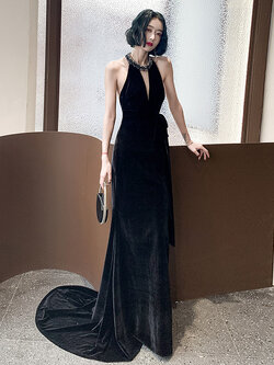 ชุดราตรี ชุดราตรีสวยหรู แบบ ทันสมัย Evening dress