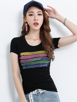 #แฟชั่นเกาหลีออนไลน์ แบบลุกค์สาวมั่นในราคาไม่แพง