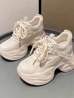 รองเท้าผ้าใบเสริมส้นสูง ไซต์35-39 สนใจทักแชท ฟรีค่าส่ง!