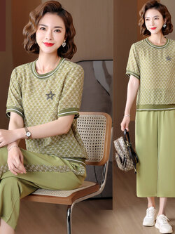 เสื้อผ้าคุณแม่วัย 60 เสื้อคนแก่ผู้หญิงวัย60