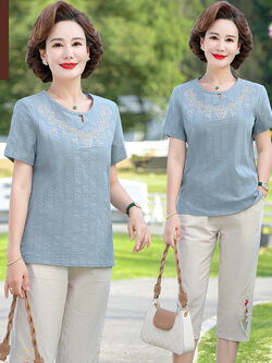 เสื้อผ้าคุณแม่วัย 60 เสื้อคนแก่ผู้หญิงวัย60