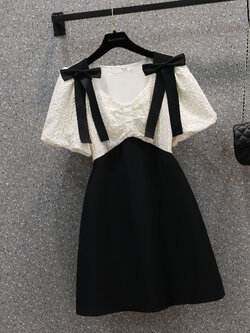 เดรสคนอ้วน เดรสสาวอวบ ชุดเดรสคนอ้วนวัยรุ่น BY PLUS SIZE Girl