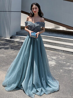 ชุดราตรี ชุดราตรีสวยหรู แบบ ทันสมัย Evening dress
