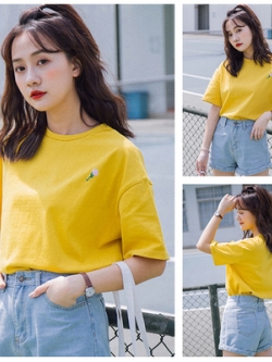 เสื้อยืดสีเหลือง เสื้อยืดสีเหลืองสวยๆ เสื้อยืดสีเหลืองผู้หญิง จัดส่งฟรีทั่วประเทศไทย