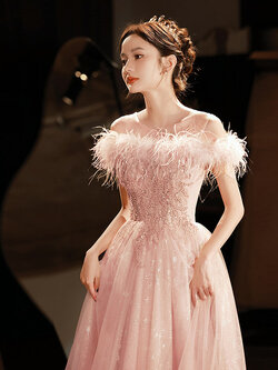 ชุดราตรี ชุดราตรีสวยหรู แบบ ทันสมัย Evening dress