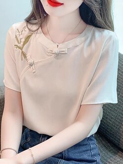 เสื้อเชิ้ตผู้หญิงใส่ทํางาน 390 บาทต่อชิ้น ฟรีค่าจัดส่ง