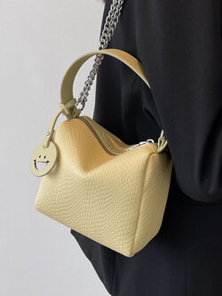 กระเป๋าสะพายข้างเกาหลี กระเป๋าสะพายข้างแฟชั่นผู้หญิง By USEN