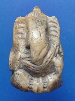 พระพิฆเนตเขี้ยวแกะ