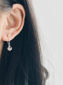 ต่างหูเงินแท้ S925 รุ่น Cubic ต่างหูก้านเสียบ แต่งโซ่ลูกบาศ์เพชรCZ เงินแท้ทั้งชิ้น Silver925 ตุ้มหูเงินแฟชั่น