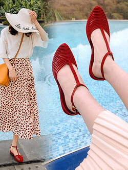 รองเท้าJelly กันน้ำกันฝน รองเท้าเจลลี่แบนพื้นผิวนุ่ม รองเท้าชายหาด รองเท้ายาง By Jelly