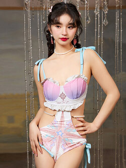 ชุดว่ายน้ำผู้หญิง ชุดว่ายน้ำน่ารัก Bikini ชุดไปทะเล