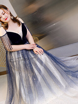 ชุดราตรีคนอ้วน ชุดราตรีไซส์ใหญ่ สาวอวบ ชุดราตรีสาวอวบ ชุดออกงานสาวอวบ ชุดออกงานคนอ้วน