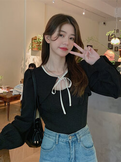 เสื้อสีดำสุภาพ เรียบหรู ดูดี เหมาะกับทุกโอกาส | เสื้อผู้หญิงสุภาพ Moran High-End