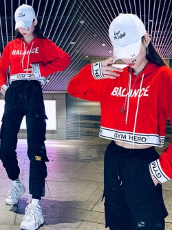 ชุดวอร์ม สูทเกาหลี Jumpsuit ชุดจั้มสูท ชุดเซท 2 ชิ้น ชุดกีฬาผู้หญิง ชุดออกกำลังกาย เสื้อกันหนาว ชุดวอร์มคู่