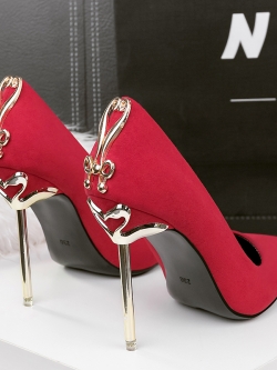 รองเท้าคัทชูส้นสูง รองเท้าแฟชั่น