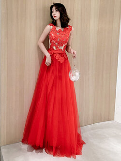ชุดราตรี ชุดราตรีสวยหรู แบบ ทันสมัย Evening dress