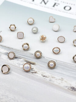 เข็มกลัด เข็มกลัดสวยๆ เข็มกลัดติดเสื้อ Brooch