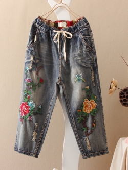 กางเกงยีนส์ลายปักด้ายสวยๆ